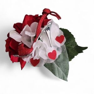 Elegant Red Floral Shoe Clip Pinup
